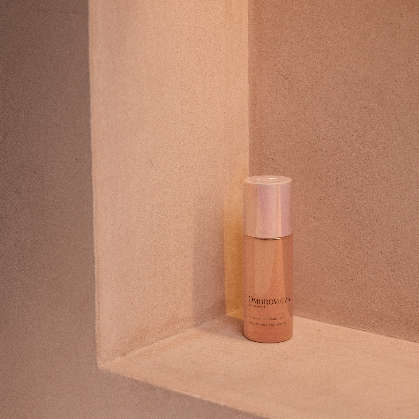Omorovicza Queen of Hungary Mist pleťová mlha detail produktu