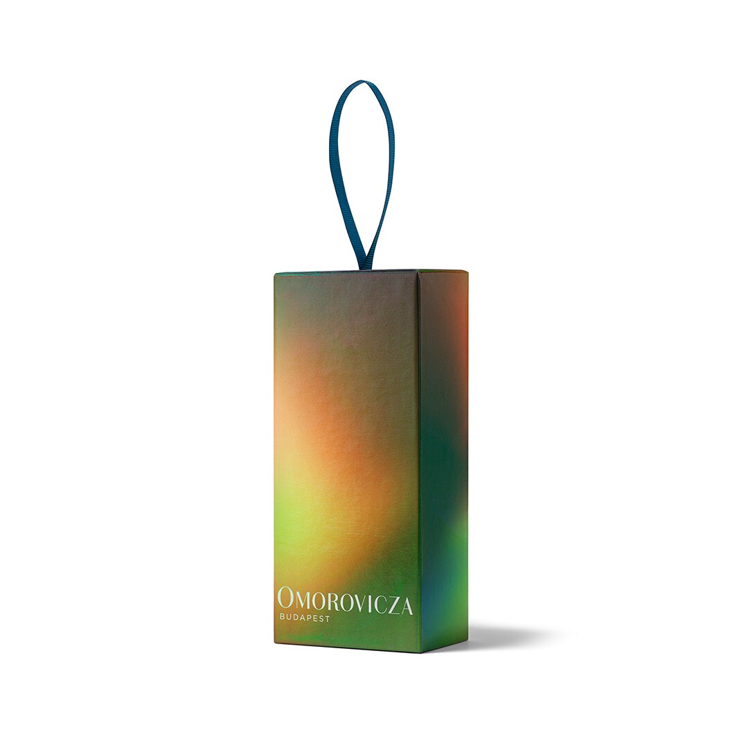Uzavřené holografické dárkové balení Omorovicza The Daily Radiance Ritual